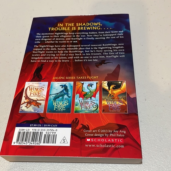 Wings of Fire: The Dark Secret by Tui T. Sutherland - Picture 2 of 3